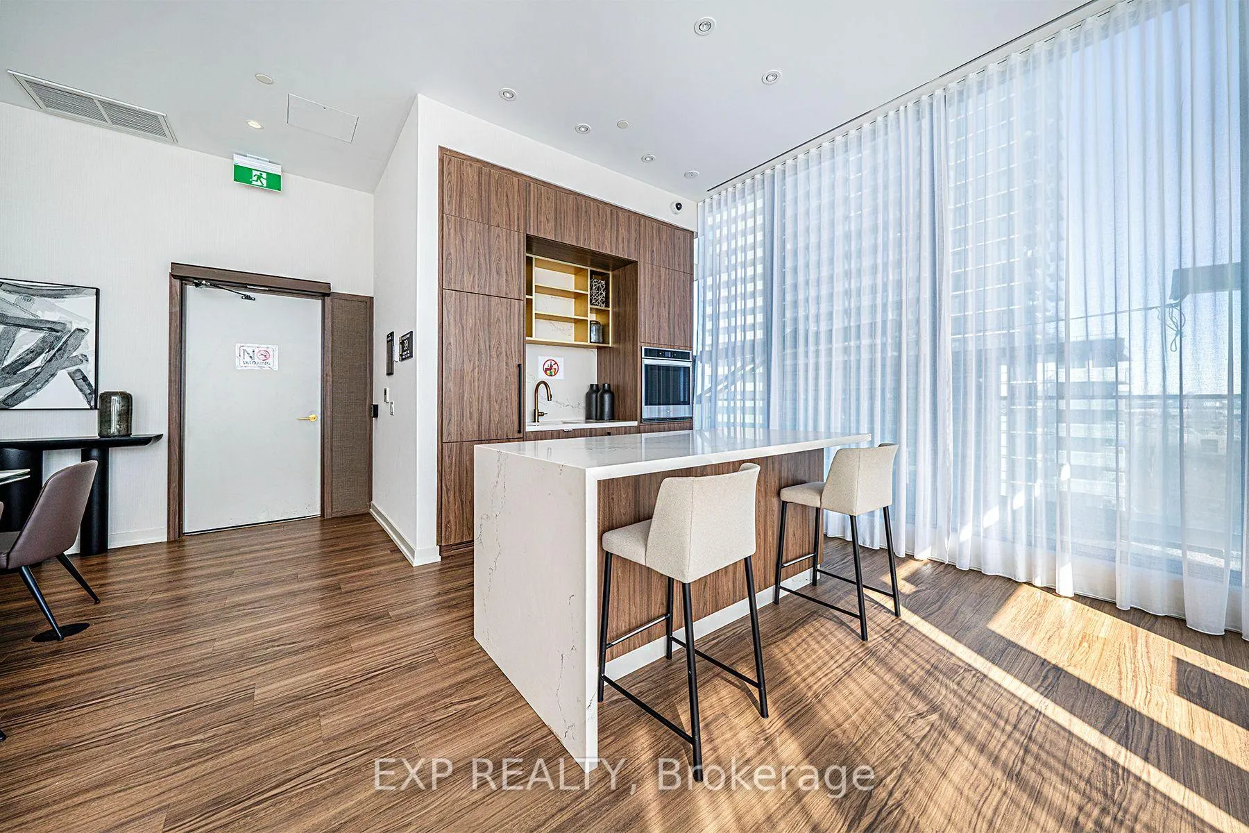 Photo 28 of Unit PH -02, 7890 Jane Street, Vaughan, Concord — HOMEH