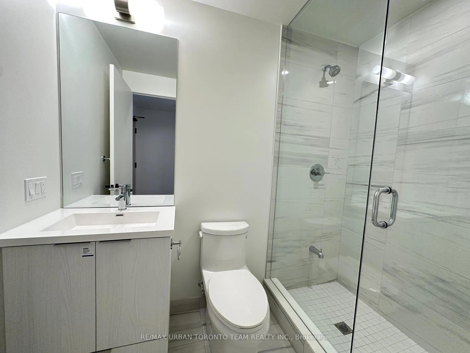 Photo 18 of Unit 2206, 8 Interchange Way, Vaughan, Vaughan Corporate Centre — HOMEH