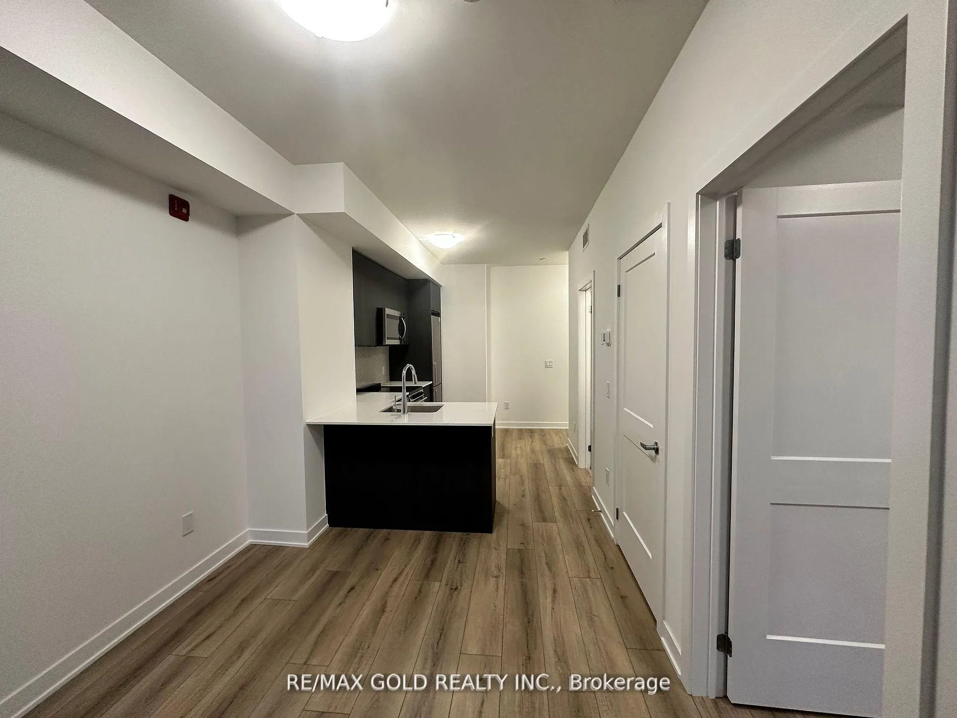 Photo 10 of Unit 614, 312 Erb Street W, Waterloo — HOMEH