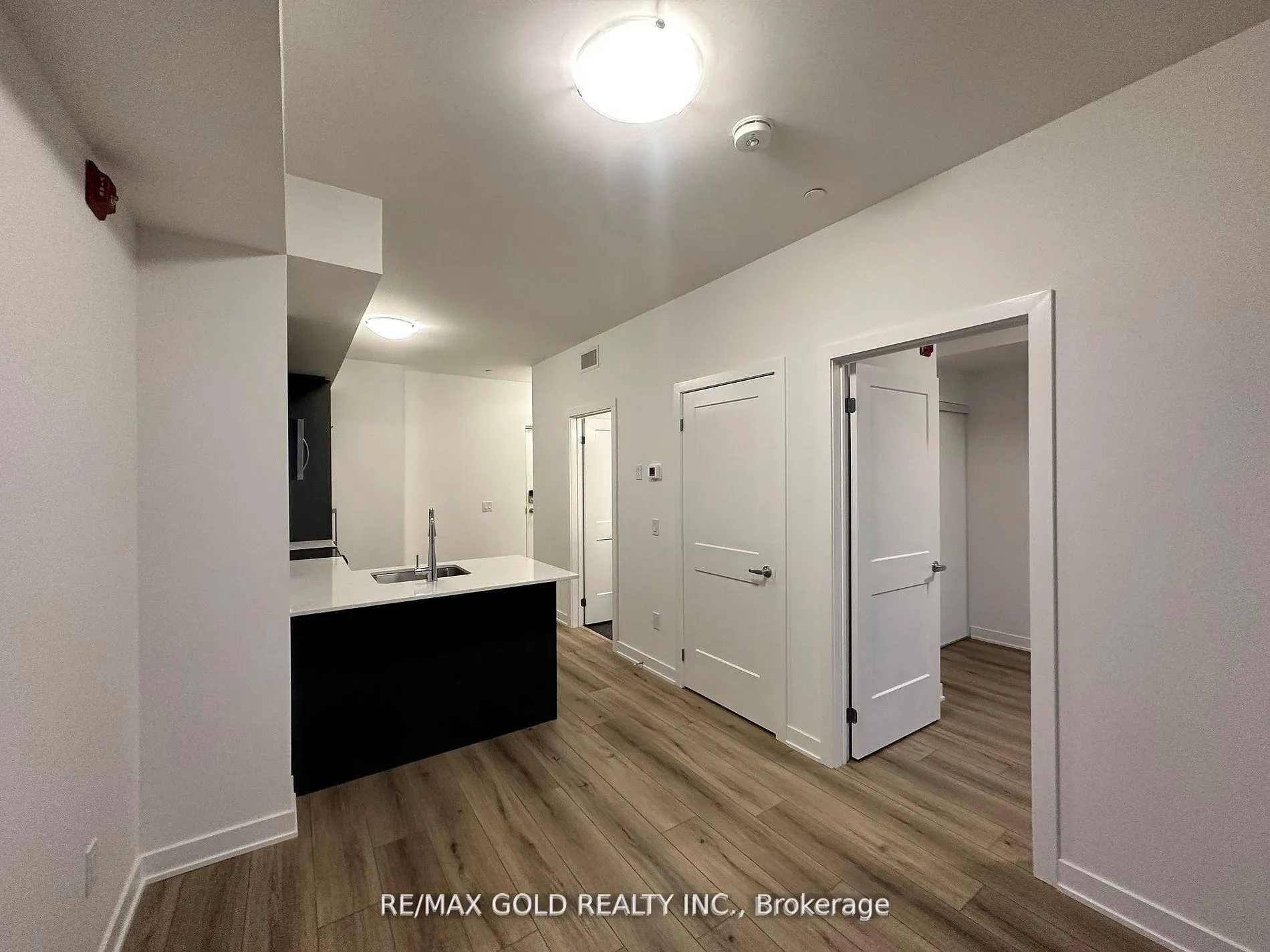 Photo 11 of Unit 614, 312 Erb Street W, Waterloo — HOMEH