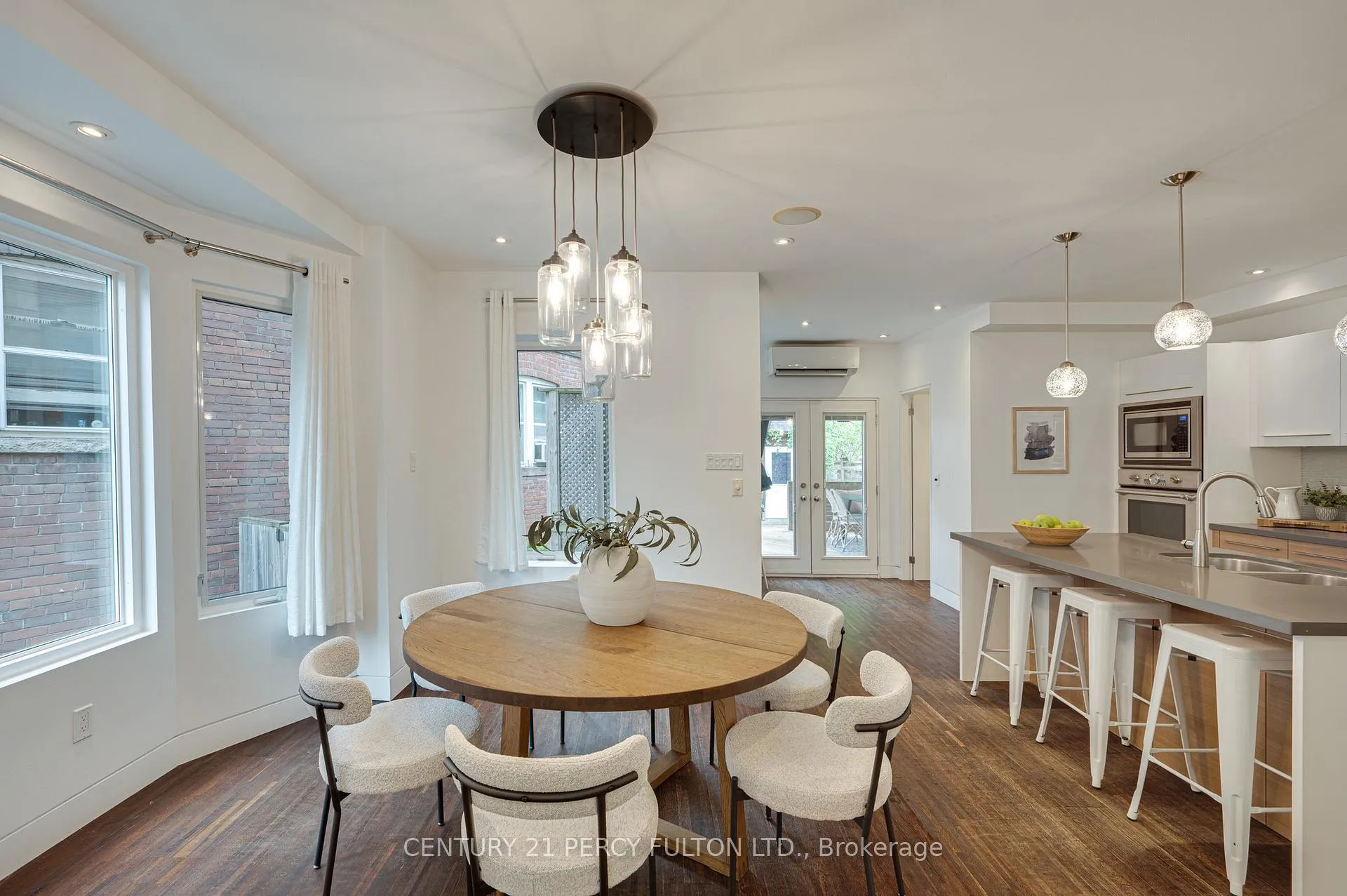 Photo 11 of 22 Columbine Avenue, Toronto, The Beaches — HOMEH