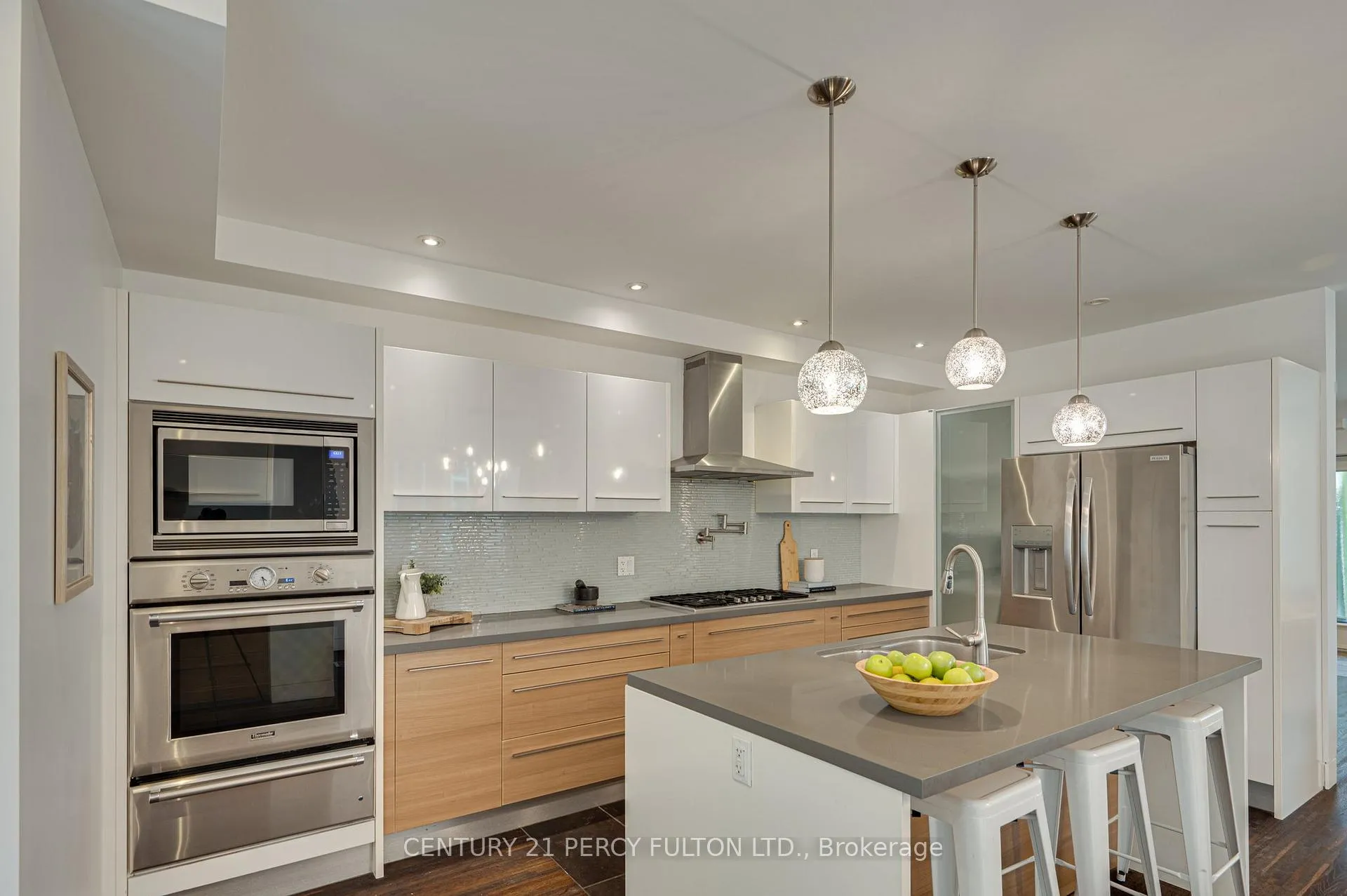 Photo 14 of 22 Columbine Avenue, Toronto, The Beaches — HOMEH