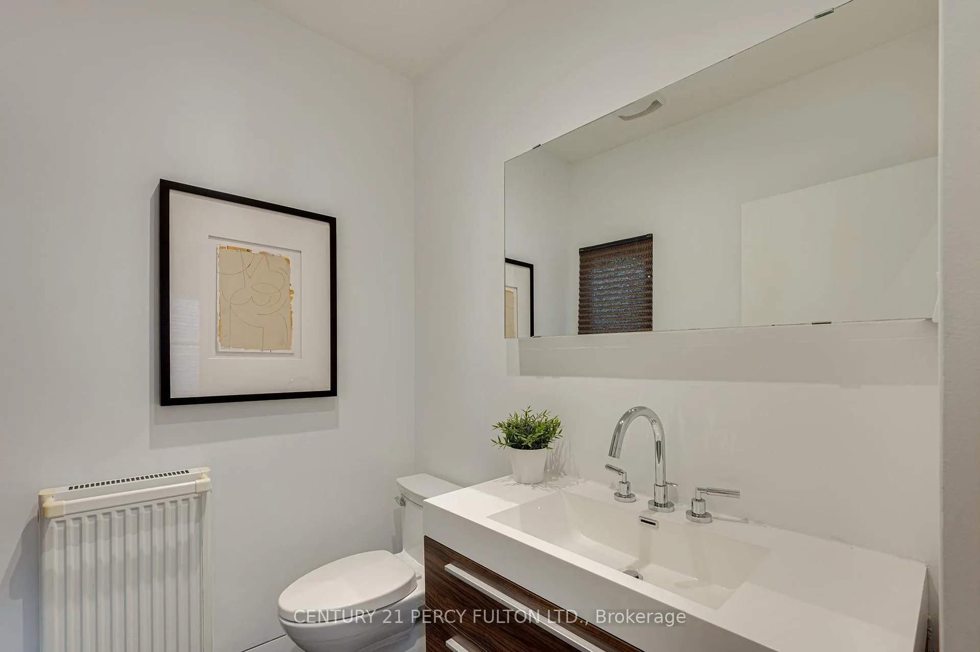 Photo 16 of 22 Columbine Avenue, Toronto, The Beaches — HOMEH