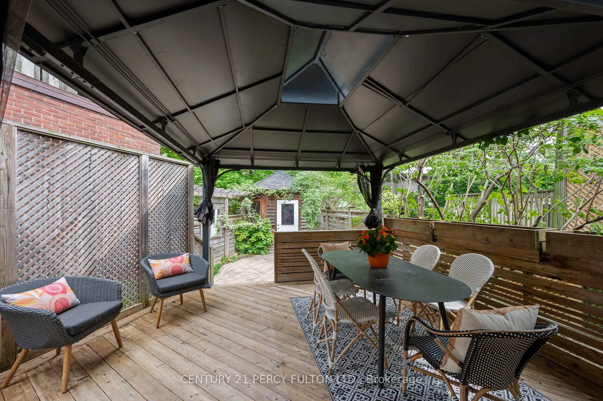 Photo 18 of 22 Columbine Avenue, Toronto, The Beaches — HOMEH