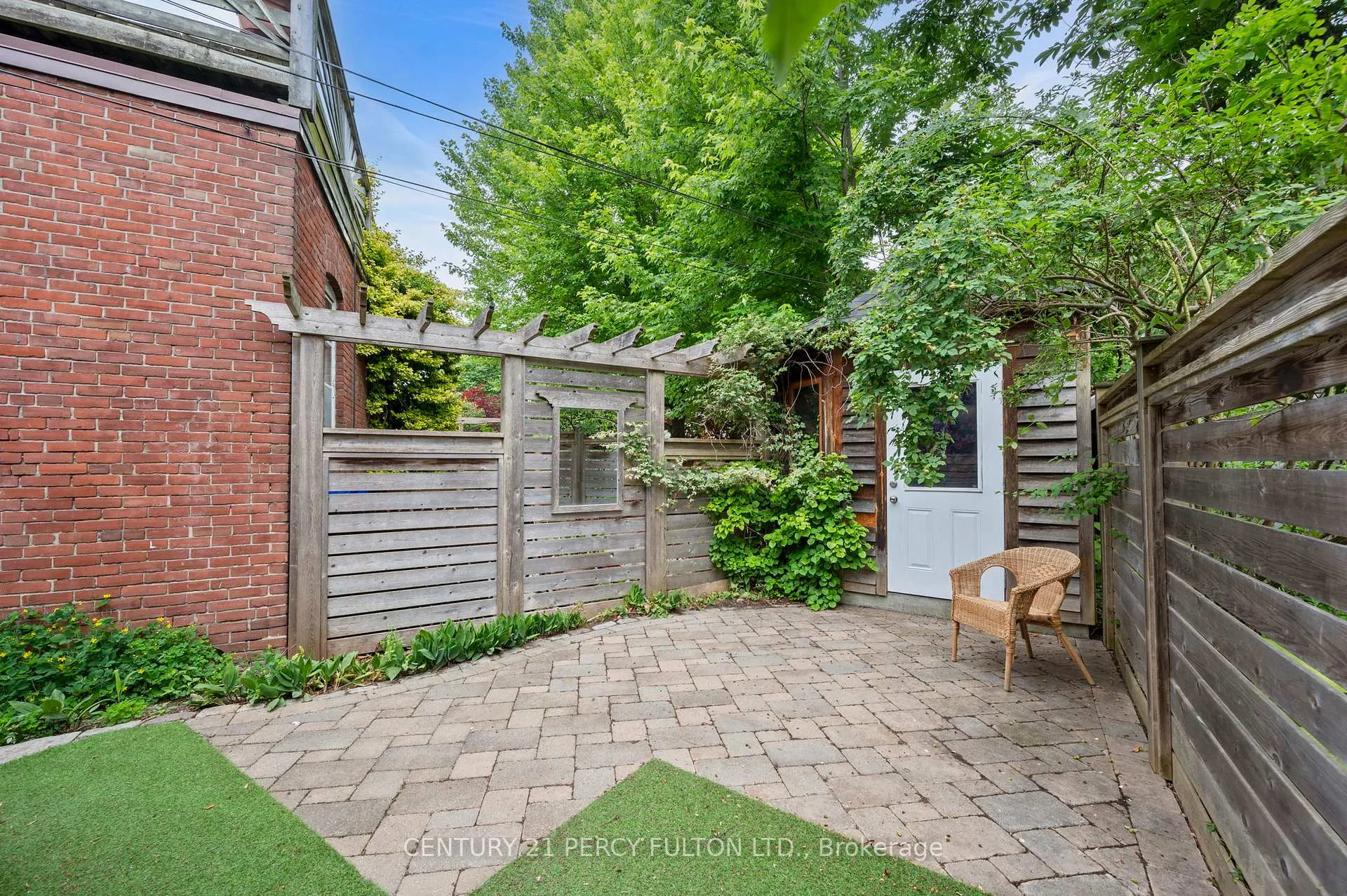Photo 19 of 22 Columbine Avenue, Toronto, The Beaches — HOMEH