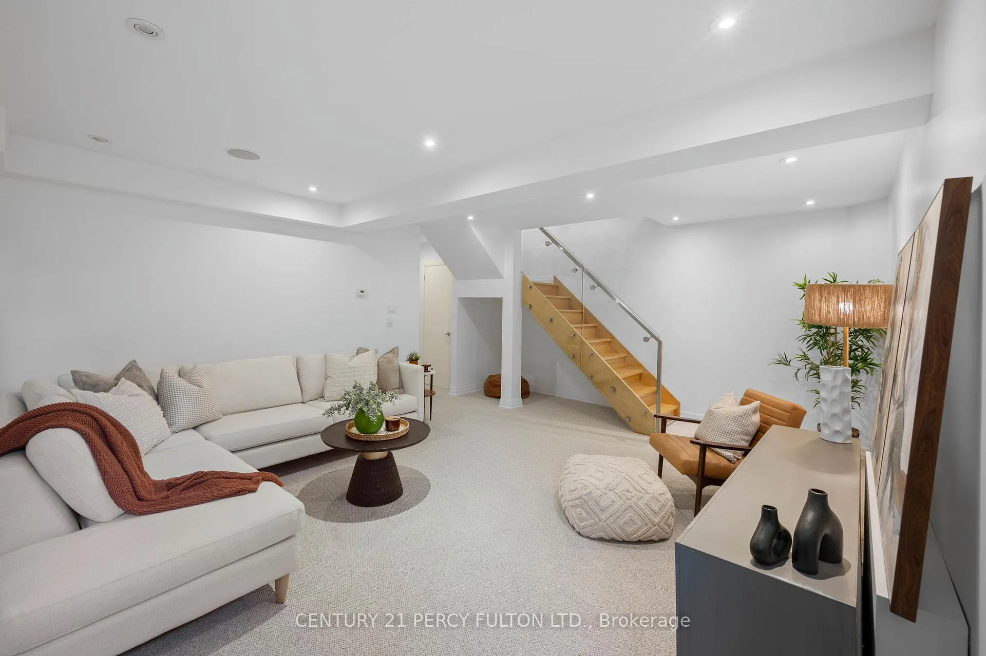 Photo 37 of 22 Columbine Avenue, Toronto, The Beaches — HOMEH