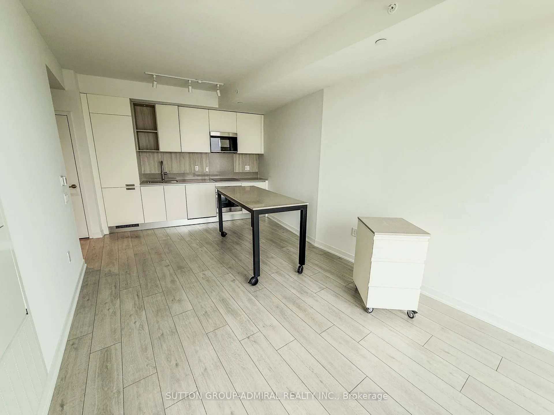 Photo 7 of Unit 2906, 39 Mary Street, Barrie, City Centre — HOMEH