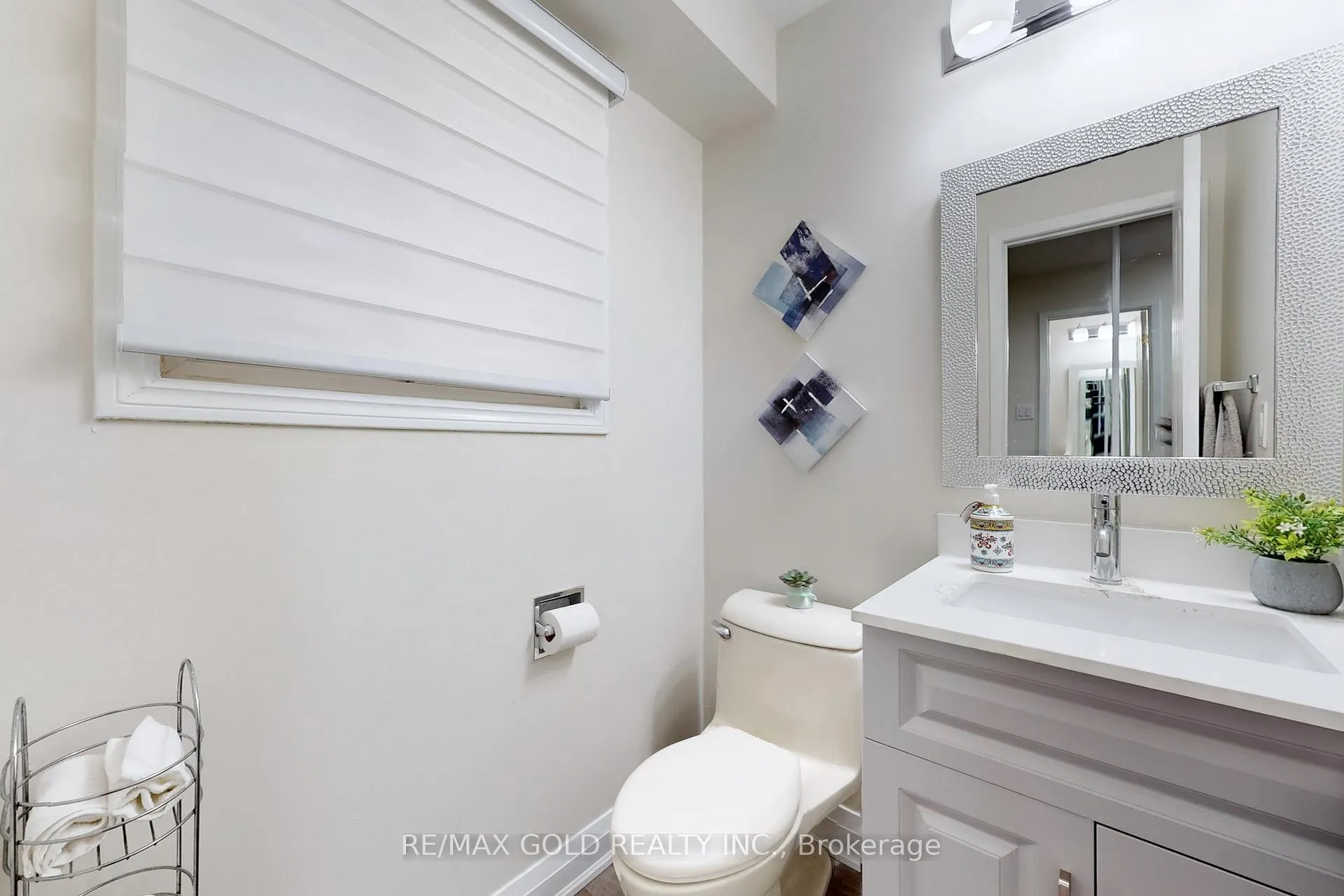 Photo 13 of 35 Lady Stewart Boulevard, Brampton, Westgate — HOMEH