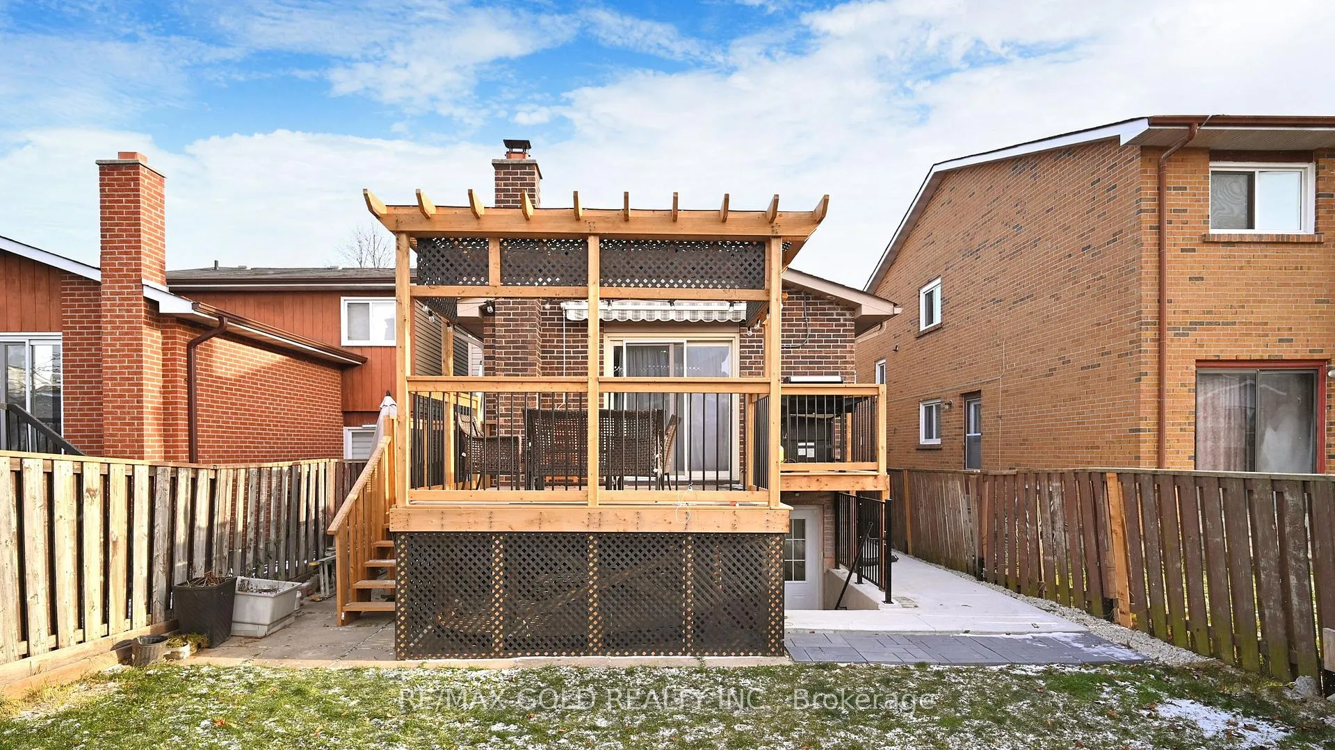 Photo 36 of 35 Lady Stewart Boulevard, Brampton, Westgate — HOMEH