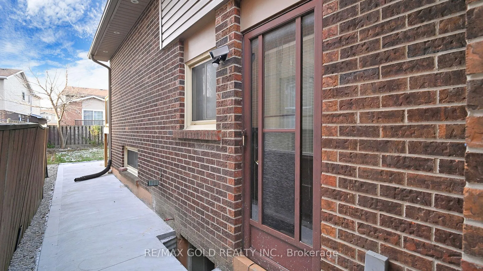 Photo 40 of 35 Lady Stewart Boulevard, Brampton, Westgate — HOMEH