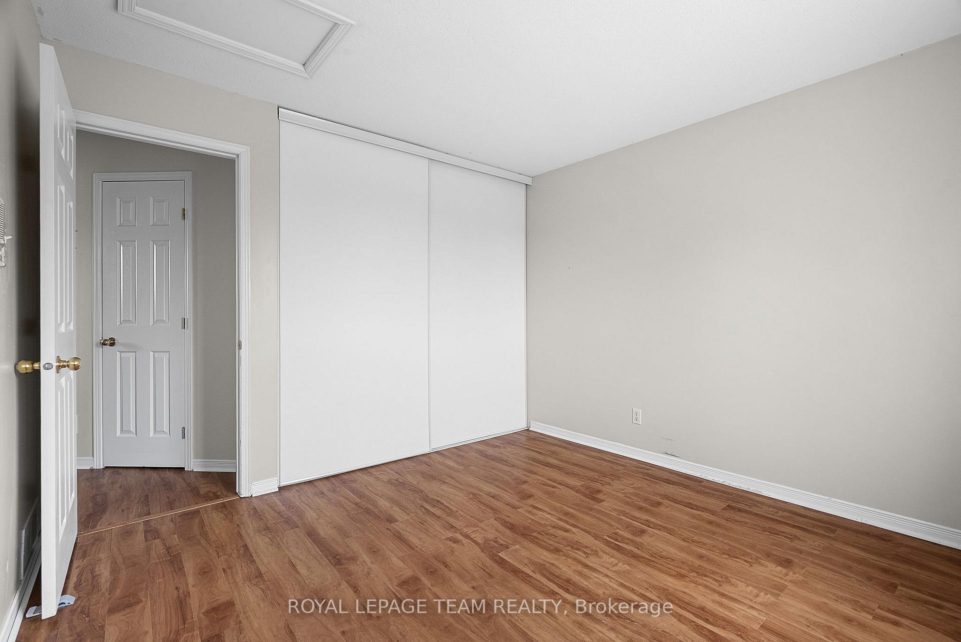 Photo 21 of 115 Cricket Crescent, Ottawa, Dunrobin Shores — HOMEH