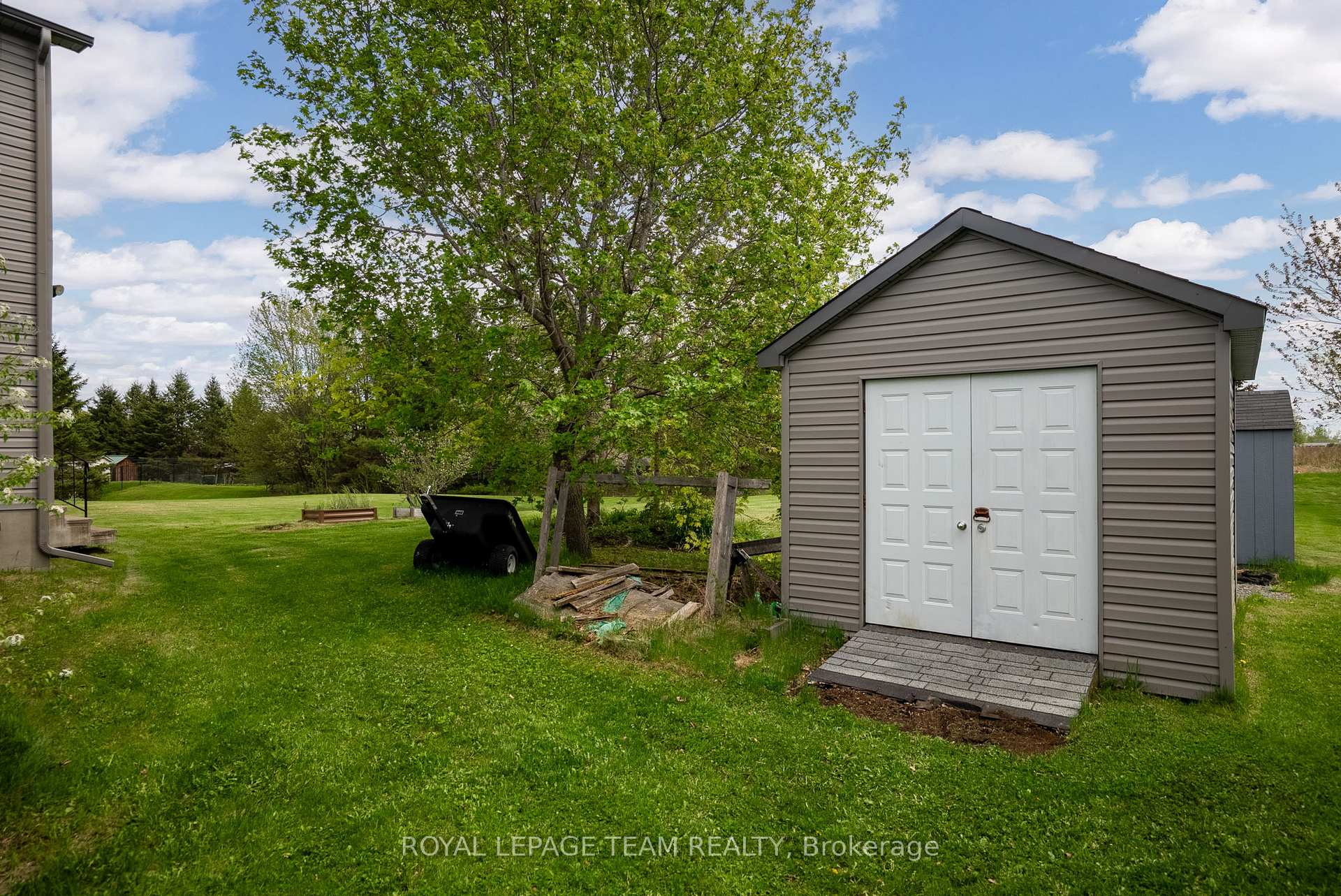 Photo 31 of 115 Cricket Crescent, Ottawa, Dunrobin Shores — HOMEH