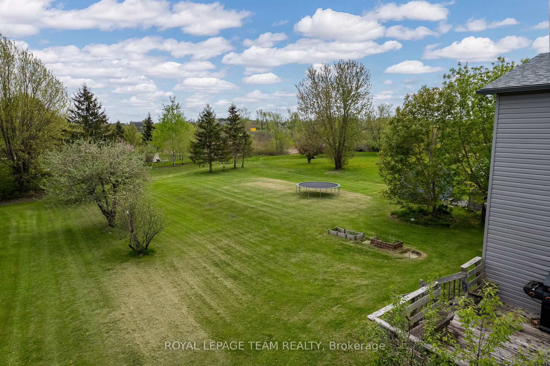 Photo 33 of 115 Cricket Crescent, Ottawa, Dunrobin Shores — HOMEH