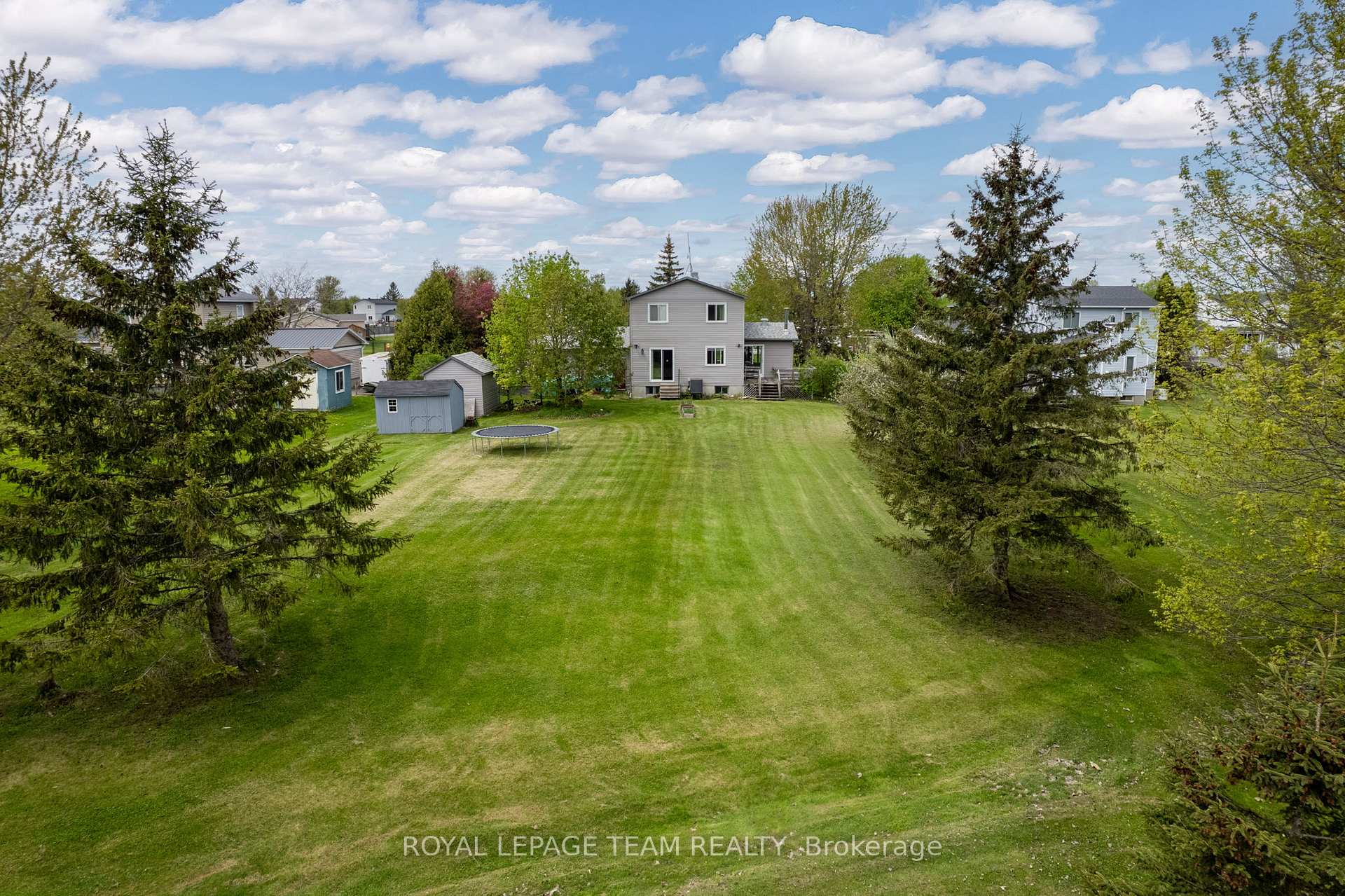 Photo 34 of 115 Cricket Crescent, Ottawa, Dunrobin Shores — HOMEH