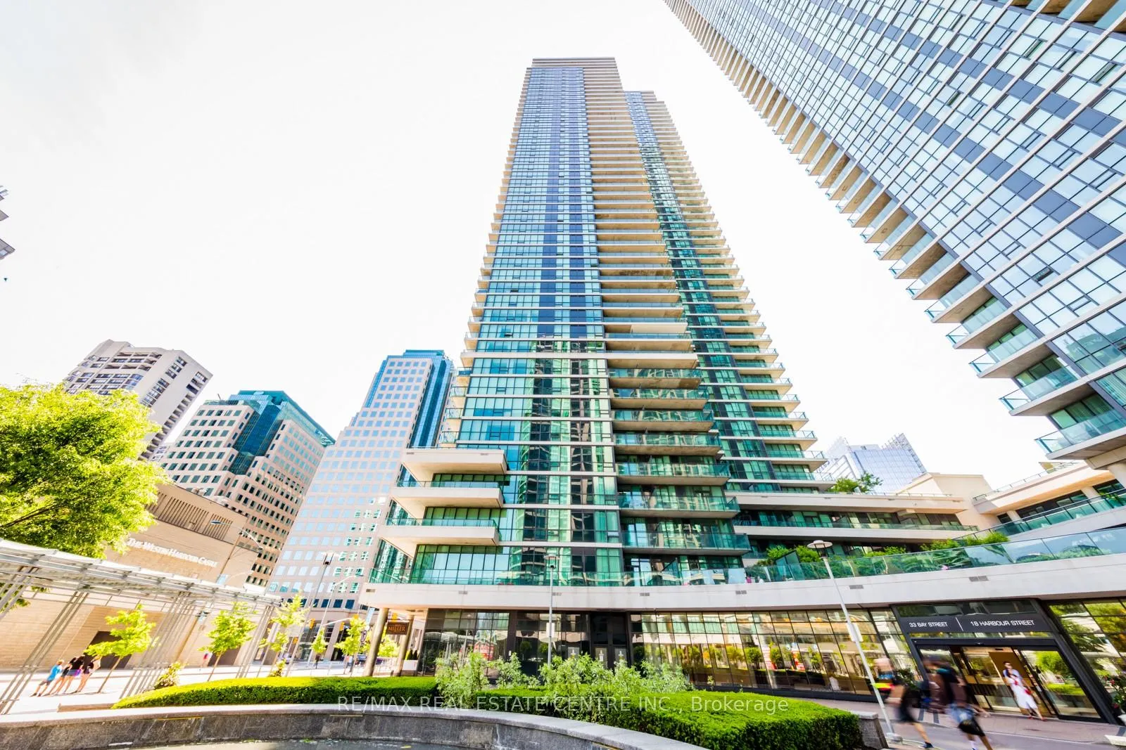 Front of Unit 3213, 33 Bay Street