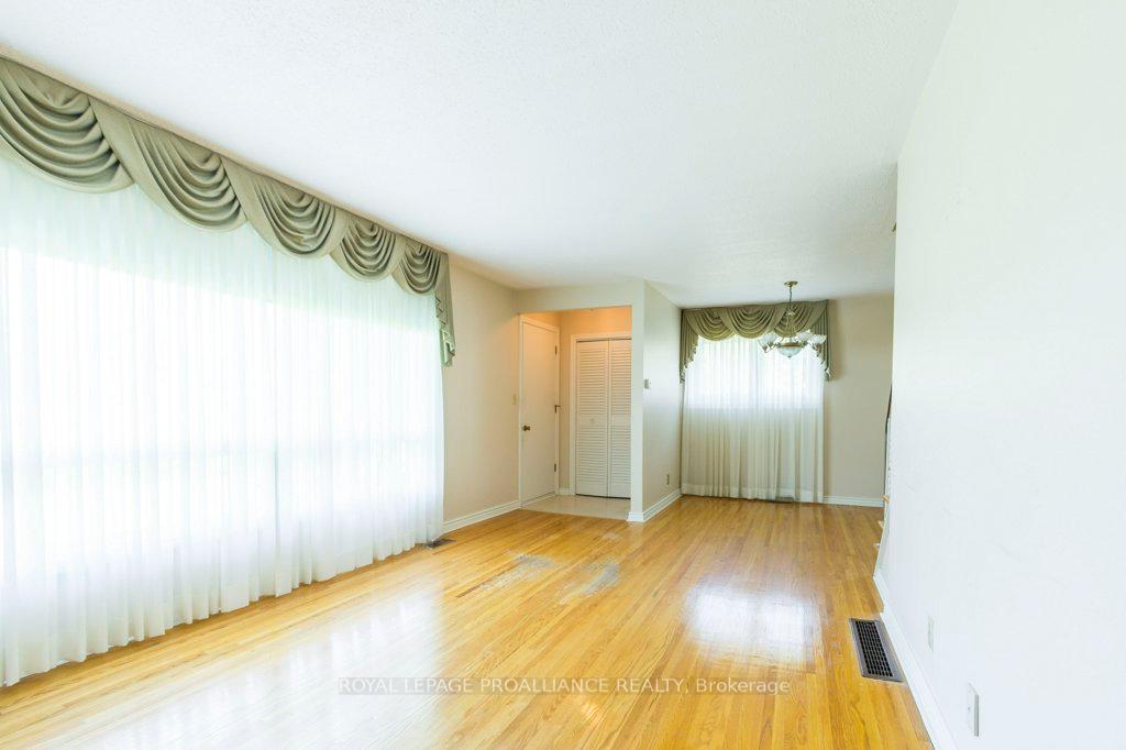 Photo 7 of 41 Parkdale Drive, Belleville, Belleville Ward — HOMEH