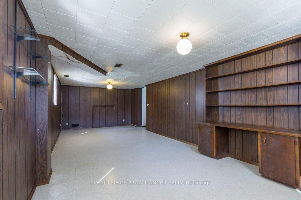 Photo 20 of 41 Parkdale Drive, Belleville, Belleville Ward — HOMEH