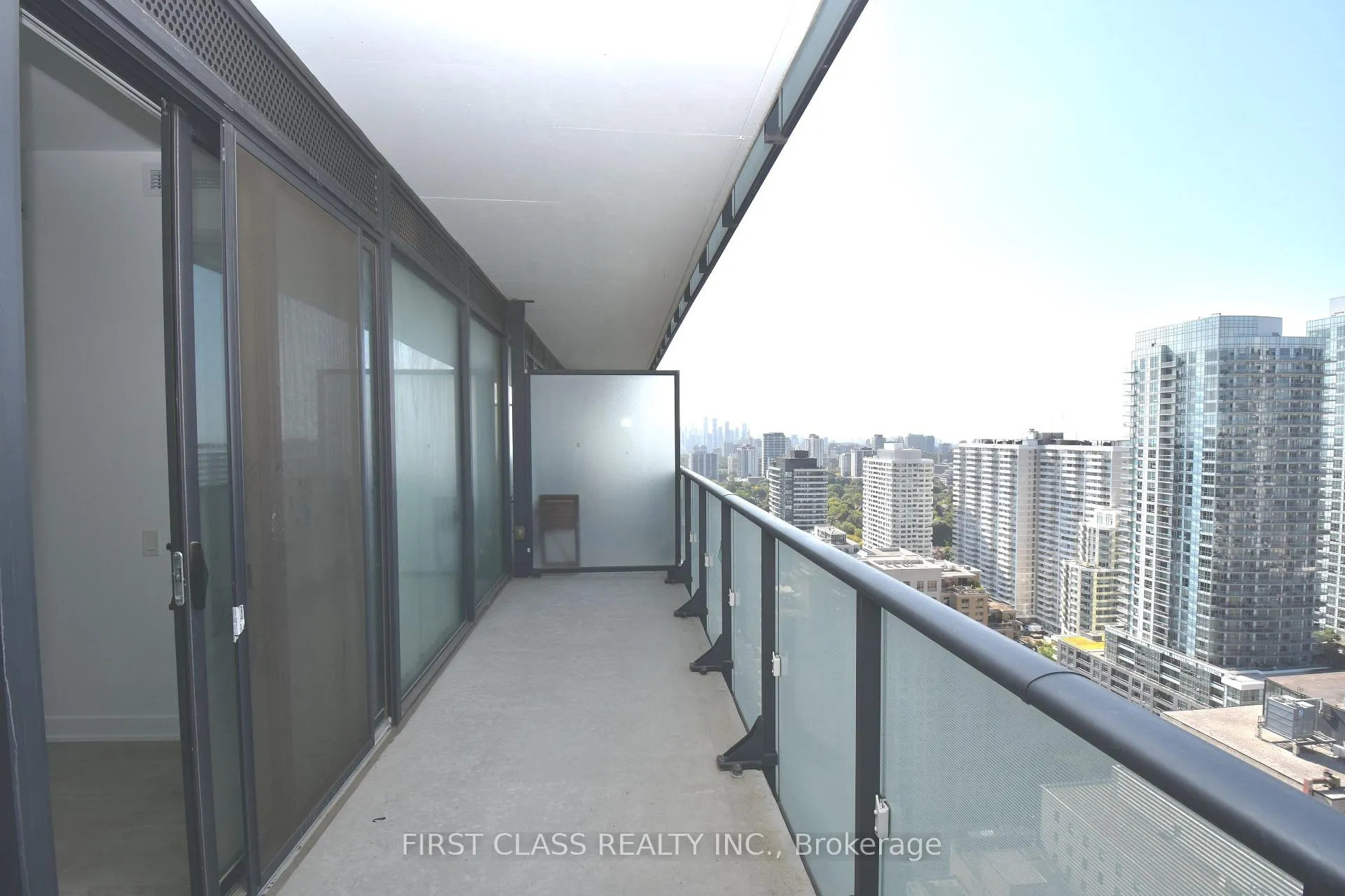 Photo 13 of Unit 2712, 185 Roehampton Avenue, Toronto, Mount Pleasant West — HOMEH