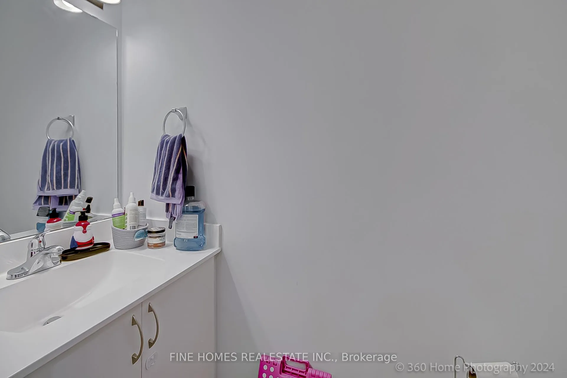 Photo 11 of Unit C1002, 5299 Highway 7 Road, Vaughan, Vaughan Grove — HOMEH