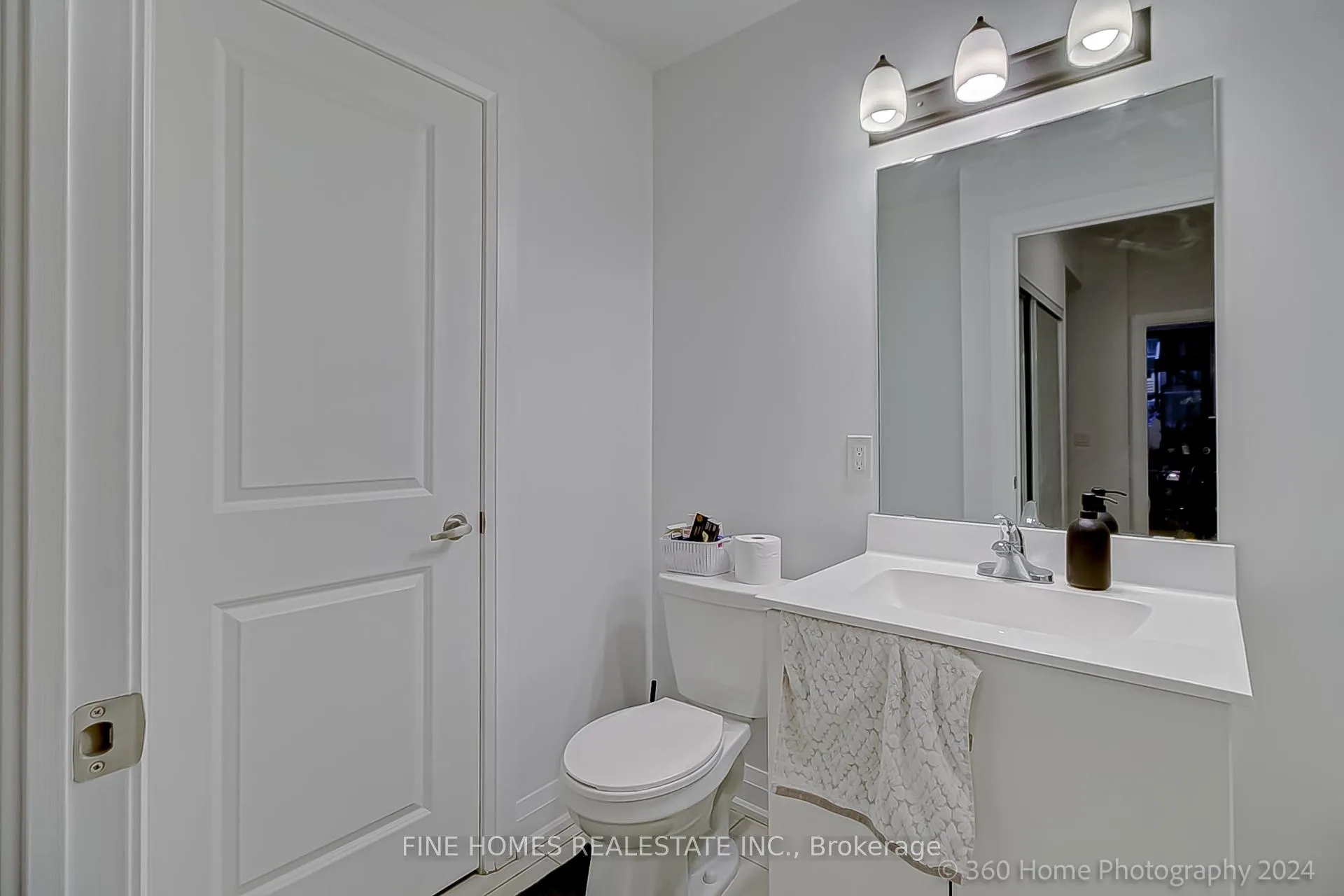 Photo 19 of Unit C1002, 5299 Highway 7 Road, Vaughan, Vaughan Grove — HOMEH
