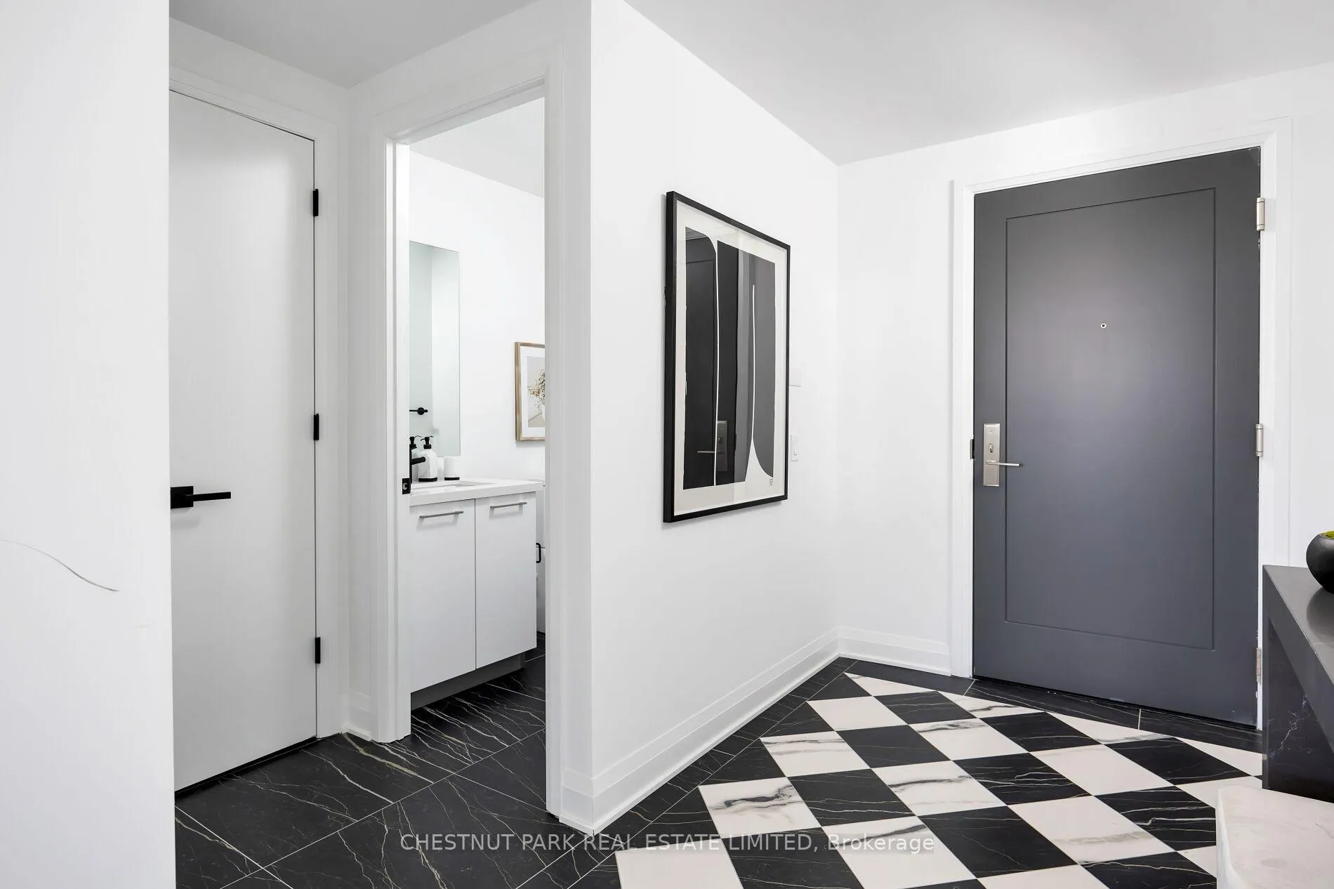 Photo 4 of Unit 1801, 33 Frederick Todd Way, Toronto, Thorncliffe Park — HOMEH
