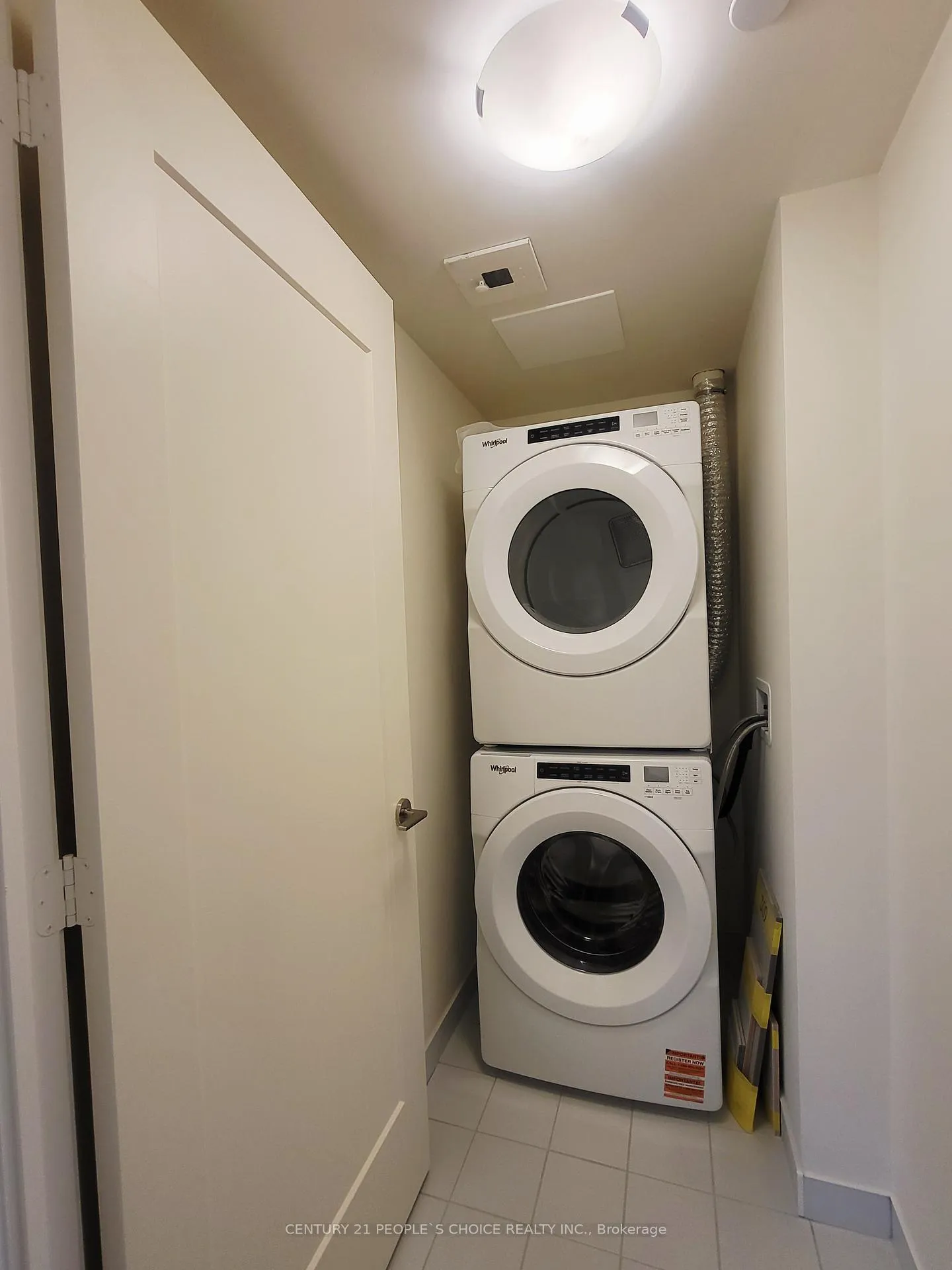 Photo 10 of Unit 309, 27 Korda Gate, Vaughan, Vellore Village — HOMEH