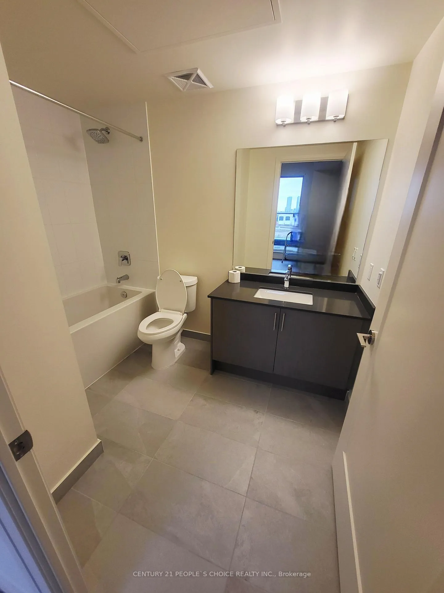 Photo 19 of Unit 309, 27 Korda Gate, Vaughan, Vellore Village — HOMEH