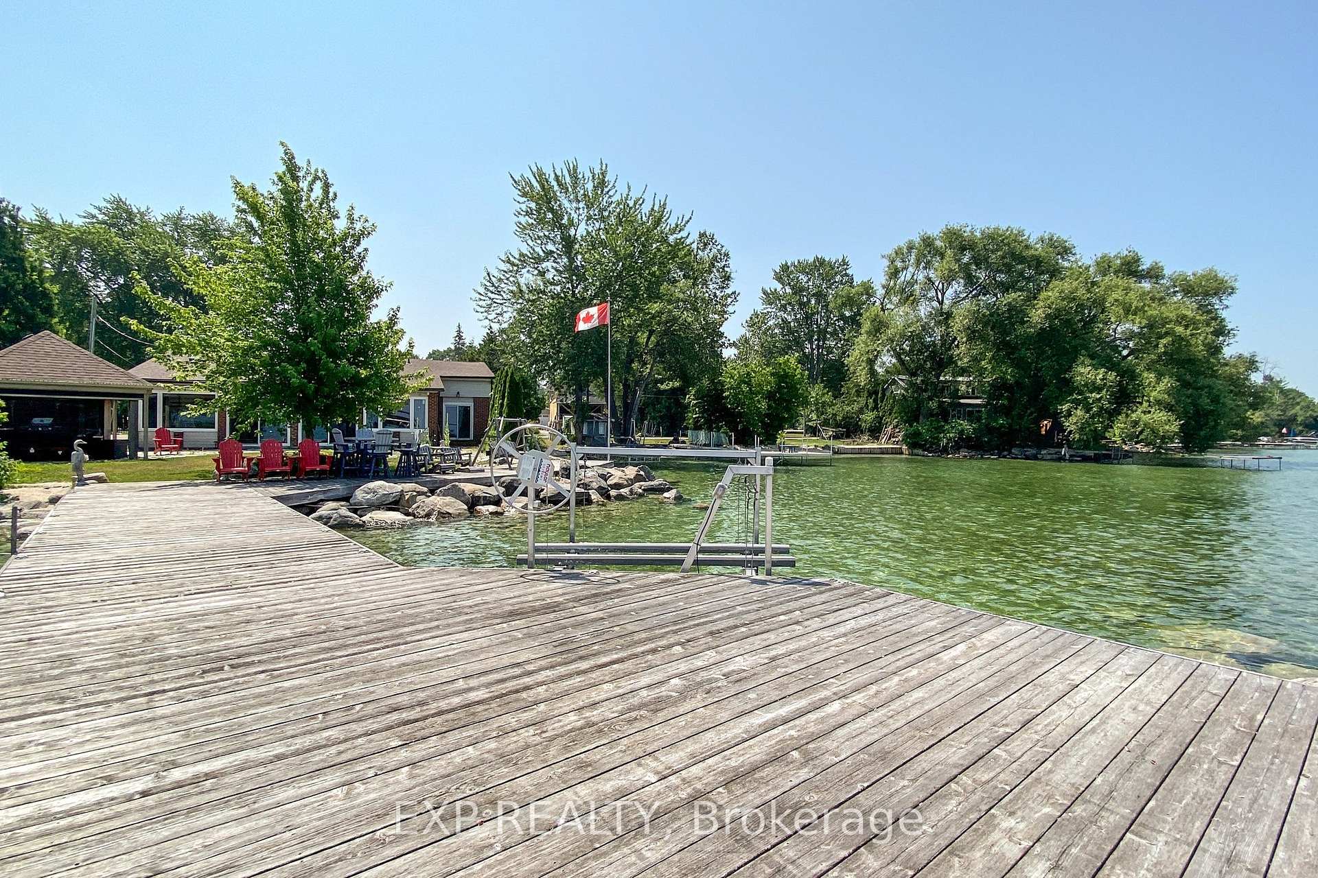 Photo 2 of 230 Lake Drive E, Georgina, Historic Lakeshore Communities — HOMEH