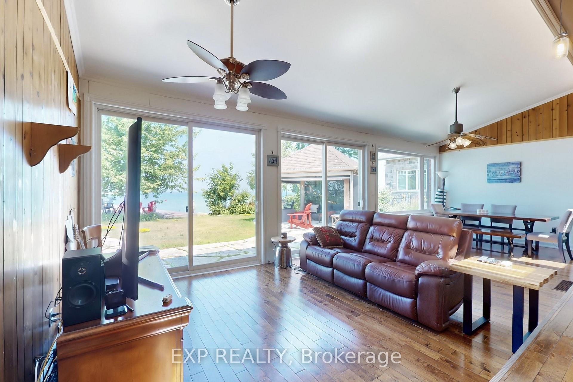 Photo 11 of 230 Lake Drive E, Georgina, Historic Lakeshore Communities — HOMEH