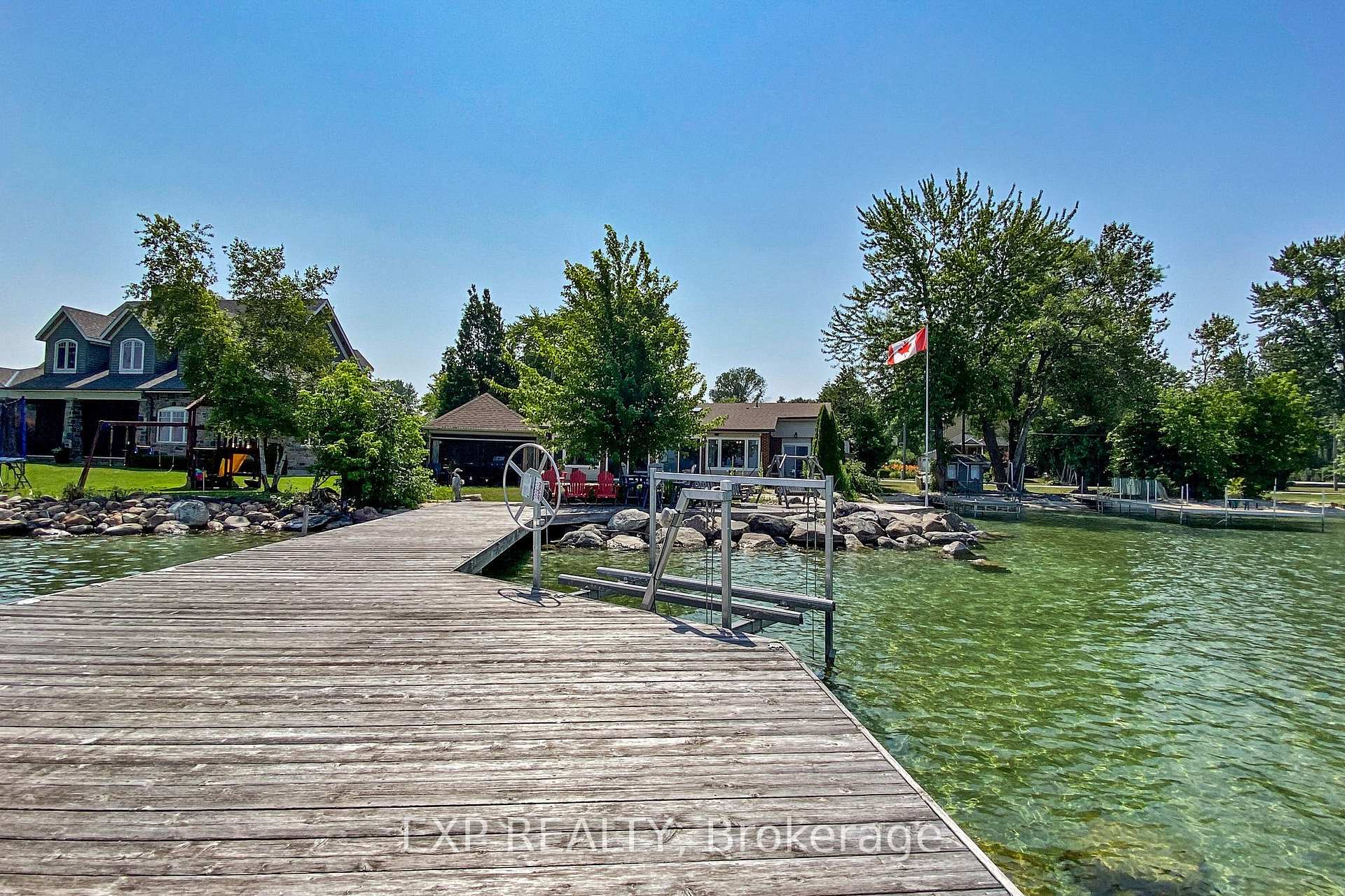 Photo 33 of 230 Lake Drive E, Georgina, Historic Lakeshore Communities — HOMEH