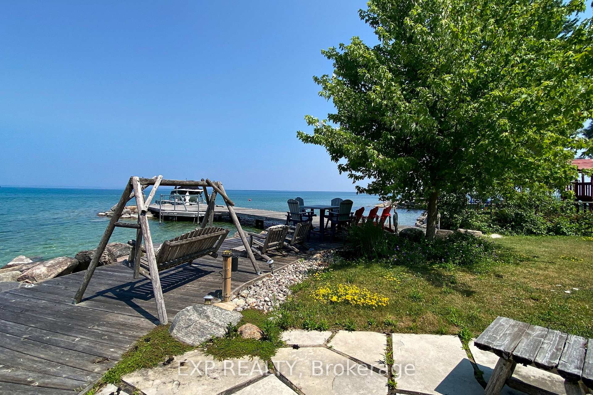 Photo 35 of 230 Lake Drive E, Georgina, Historic Lakeshore Communities — HOMEH