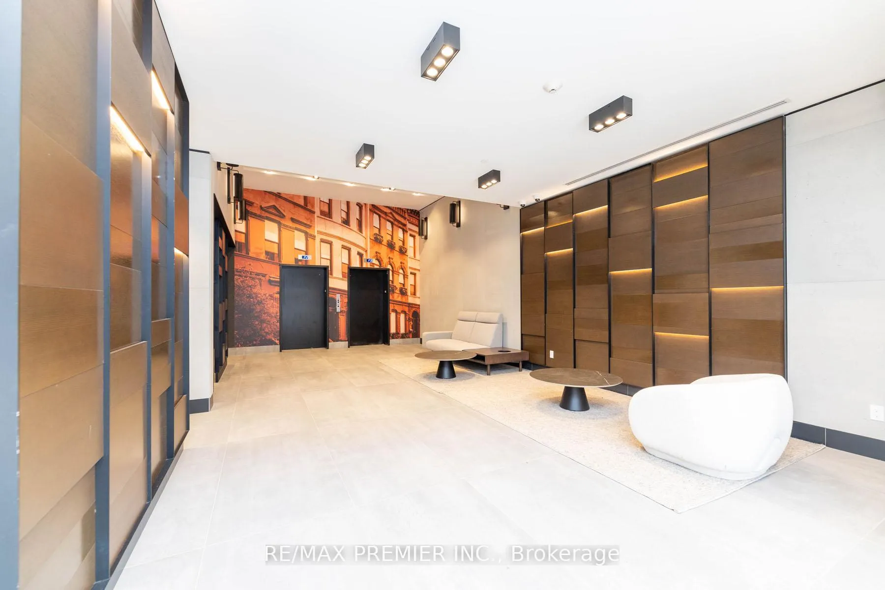 Photo 3 of Unit C912, 38 Simcoe Promenade Circle, Markham, Unionville — HOMEH