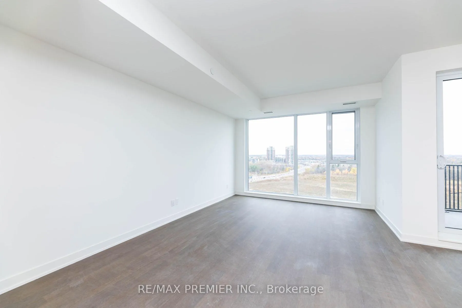 Photo 14 of Unit C912, 38 Simcoe Promenade Circle, Markham, Unionville — HOMEH
