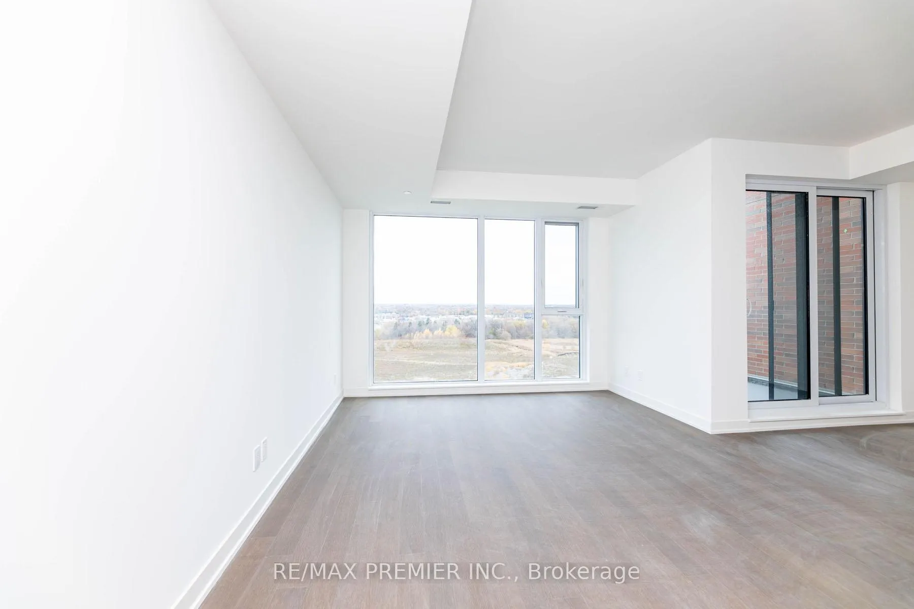 Photo 15 of Unit C912, 38 Simcoe Promenade Circle, Markham, Unionville — HOMEH