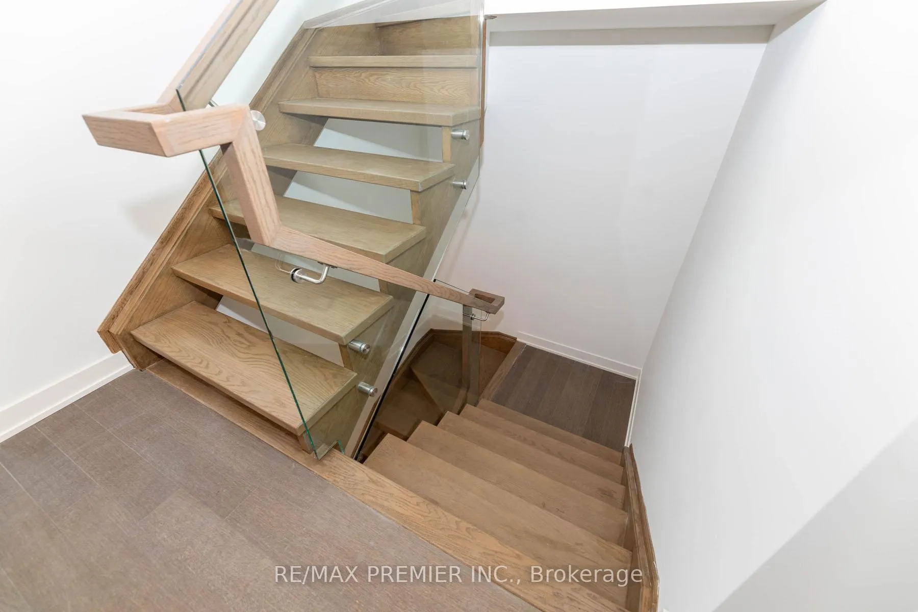 Photo 29 of Unit C912, 38 Simcoe Promenade Circle, Markham, Unionville — HOMEH