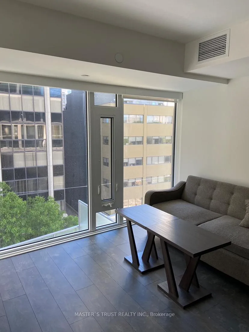 Photo 5 of Unit 711, 5 Soudan Avenue, Toronto, Mount Pleasant West — HOMEH