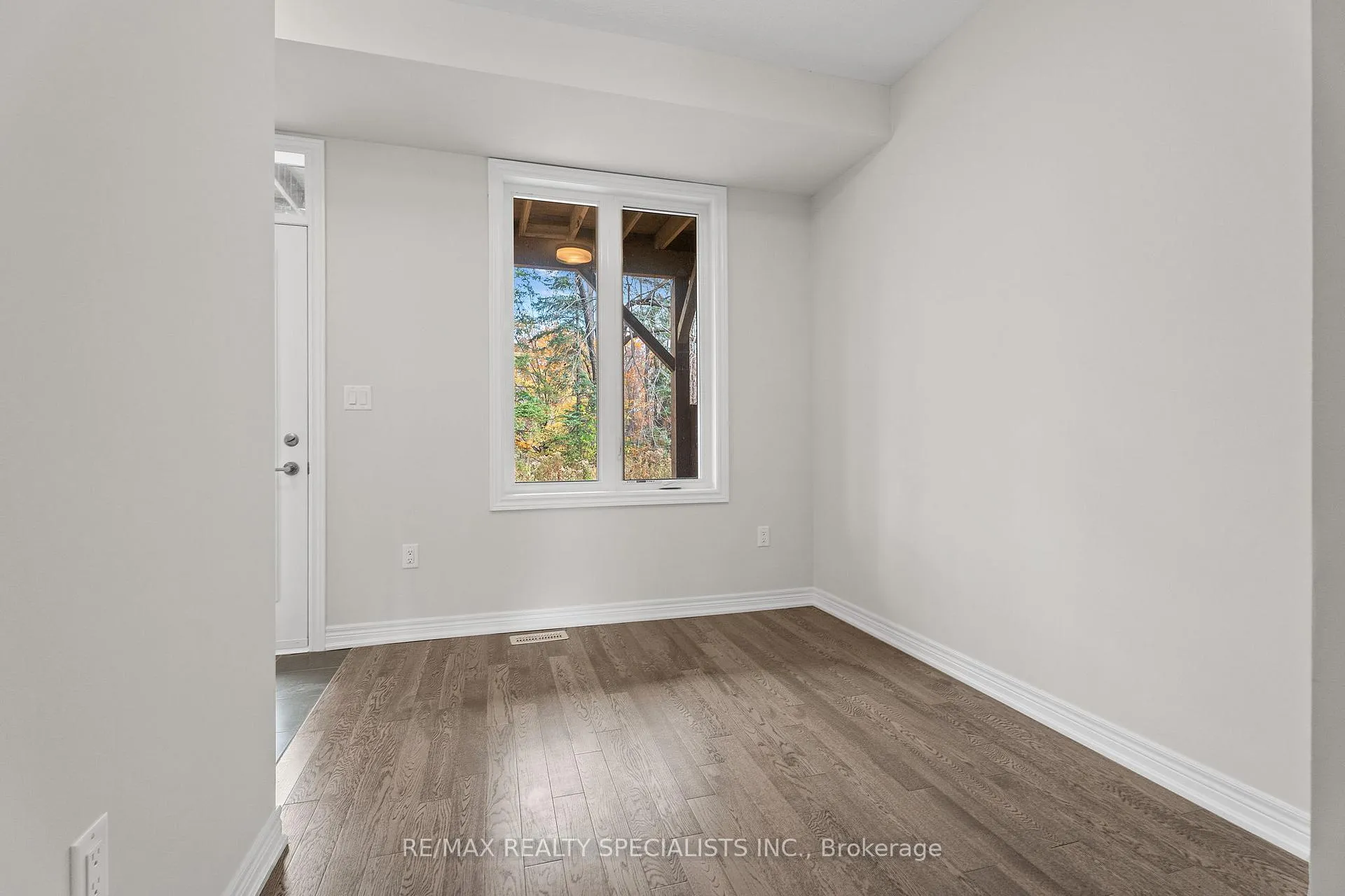 Photo 8 of 15 Folcroft Street, Brampton, Credit Valley — HOMEH