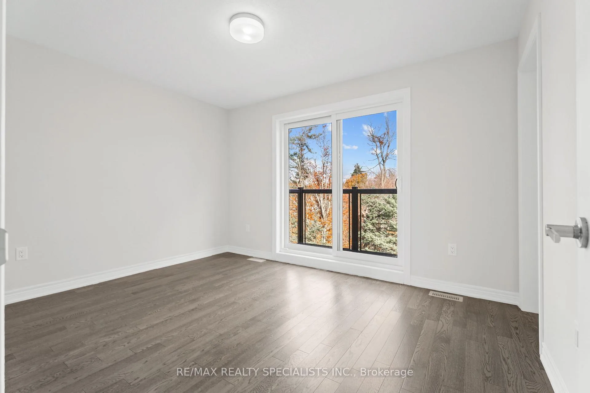 Photo 25 of 15 Folcroft Street, Brampton, Credit Valley — HOMEH