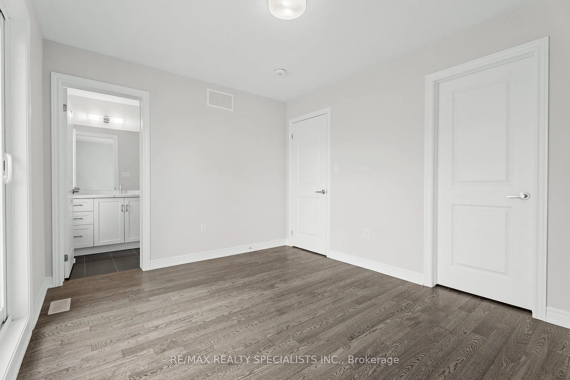 Photo 26 of 15 Folcroft Street, Brampton, Credit Valley — HOMEH