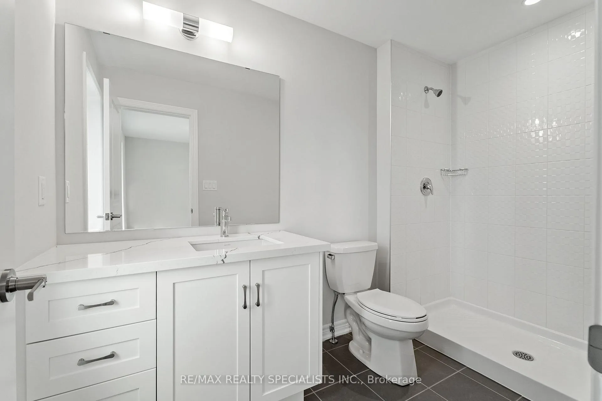 Photo 27 of 15 Folcroft Street, Brampton, Credit Valley — HOMEH