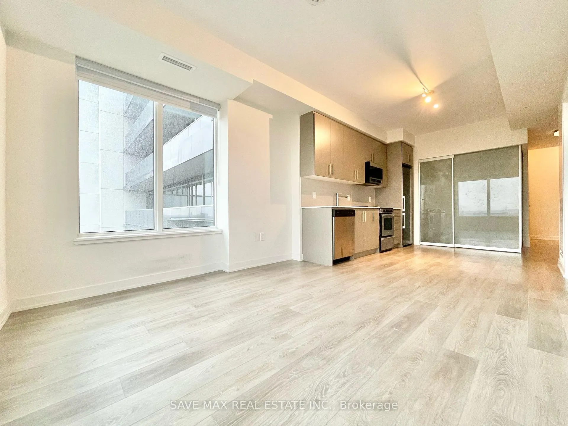 Photo 2 of Unit 1020, 212 King William Street, Hamilton, Beasley — HOMEH