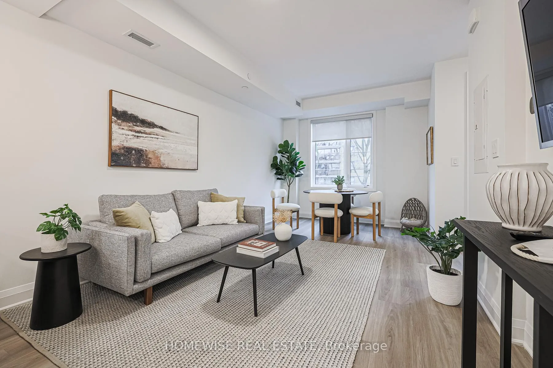 Photo 2 of Unit 11, 600 Brookdale Avenue, Toronto, Bedford Park-Nortown — HOMEH
