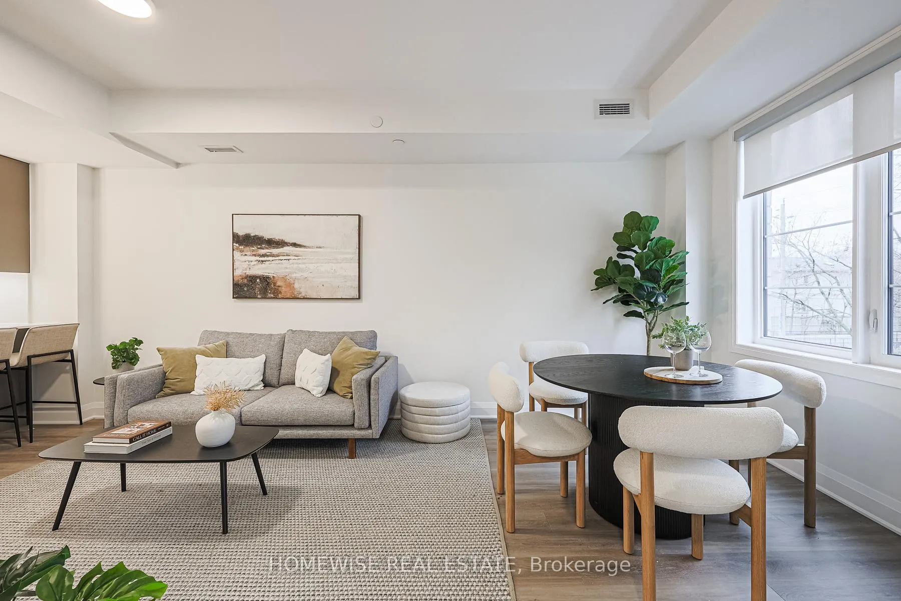 Photo 4 of Unit 11, 600 Brookdale Avenue, Toronto, Bedford Park-Nortown — HOMEH
