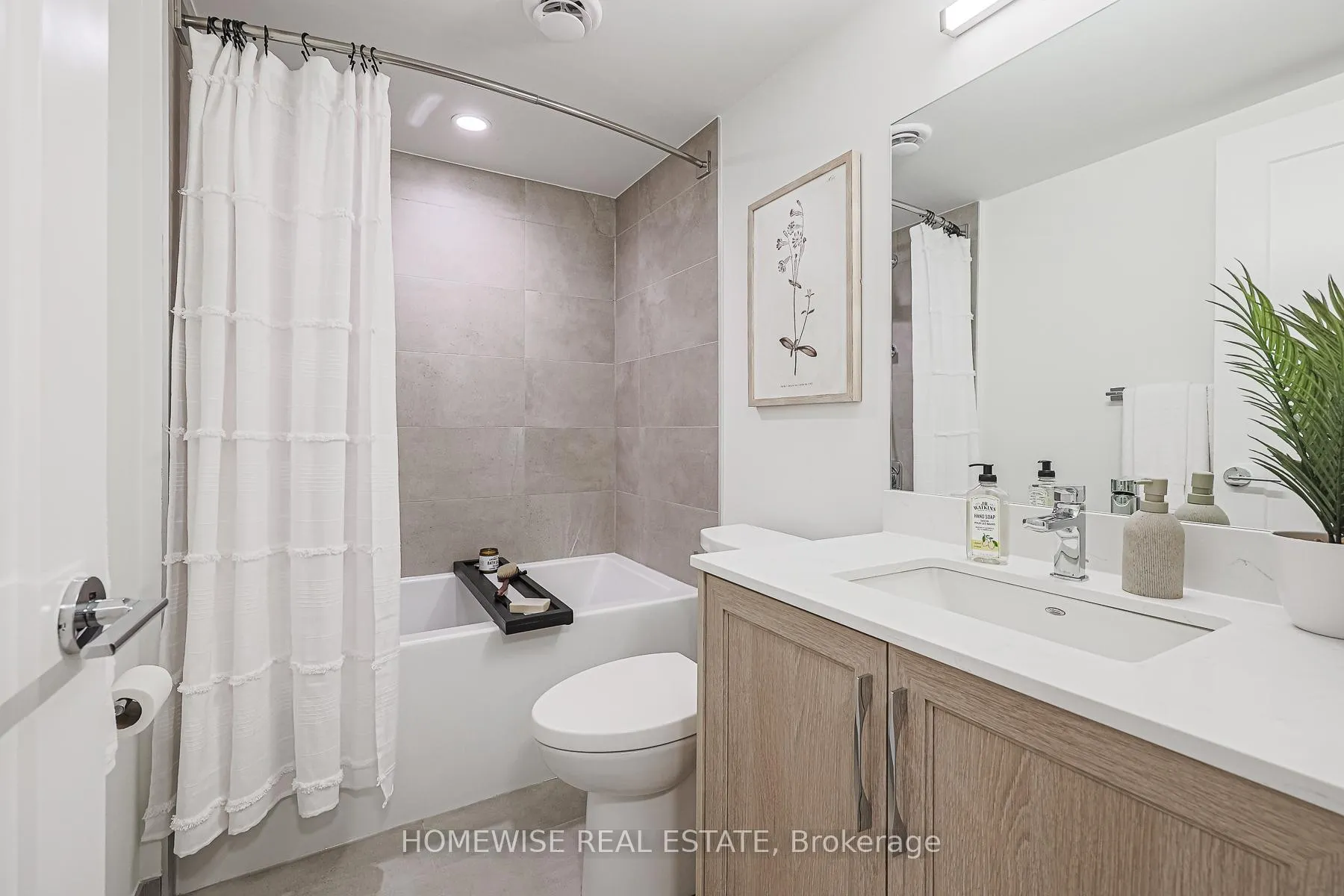 Photo 18 of Unit 11, 600 Brookdale Avenue, Toronto, Bedford Park-Nortown — HOMEH
