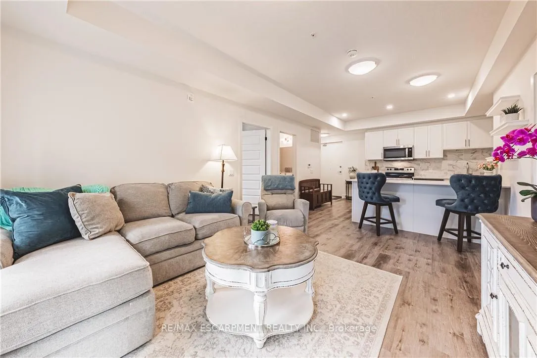 Photo 6 of Unit 310, 1201 Lackner Place, Kitchener — HOMEH