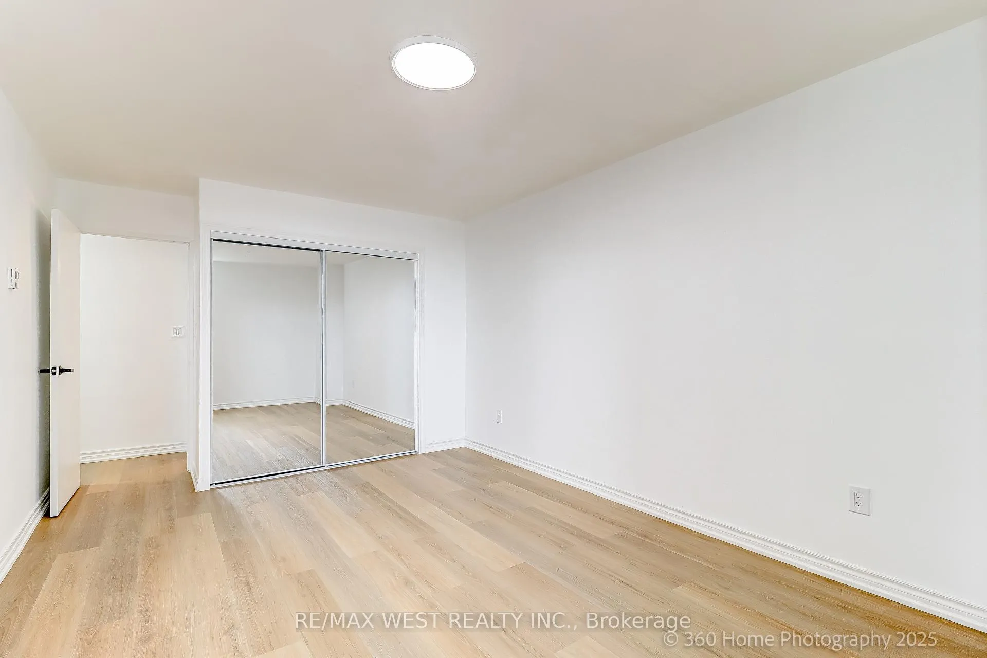 Photo 19 of Unit 803, 3 Massey Square, Toronto, Crescent Town — HOMEH