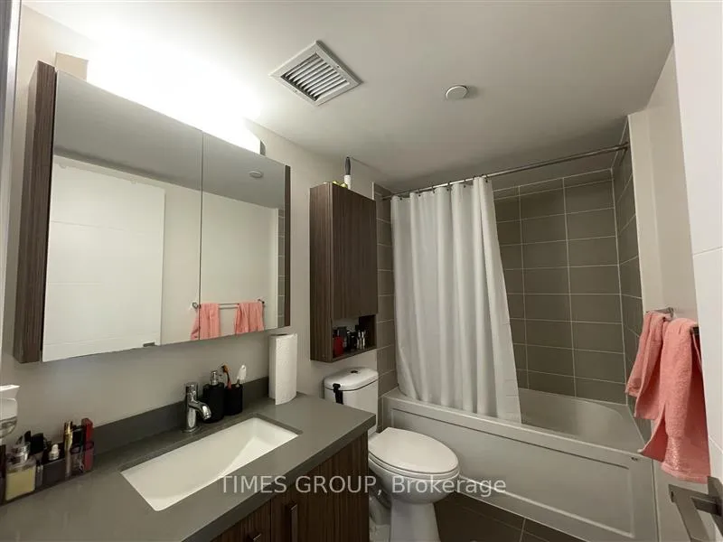 Photo 4 of Unit 1901, 18 Uptown Drive, Markham, Unionville — HOMEH
