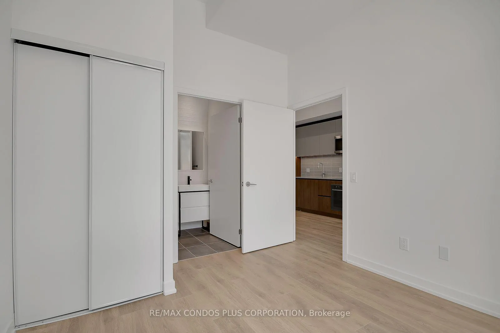 Photo 6 of Unit 121, 150 Logan Avenue, Toronto, South Riverdale — HOMEH