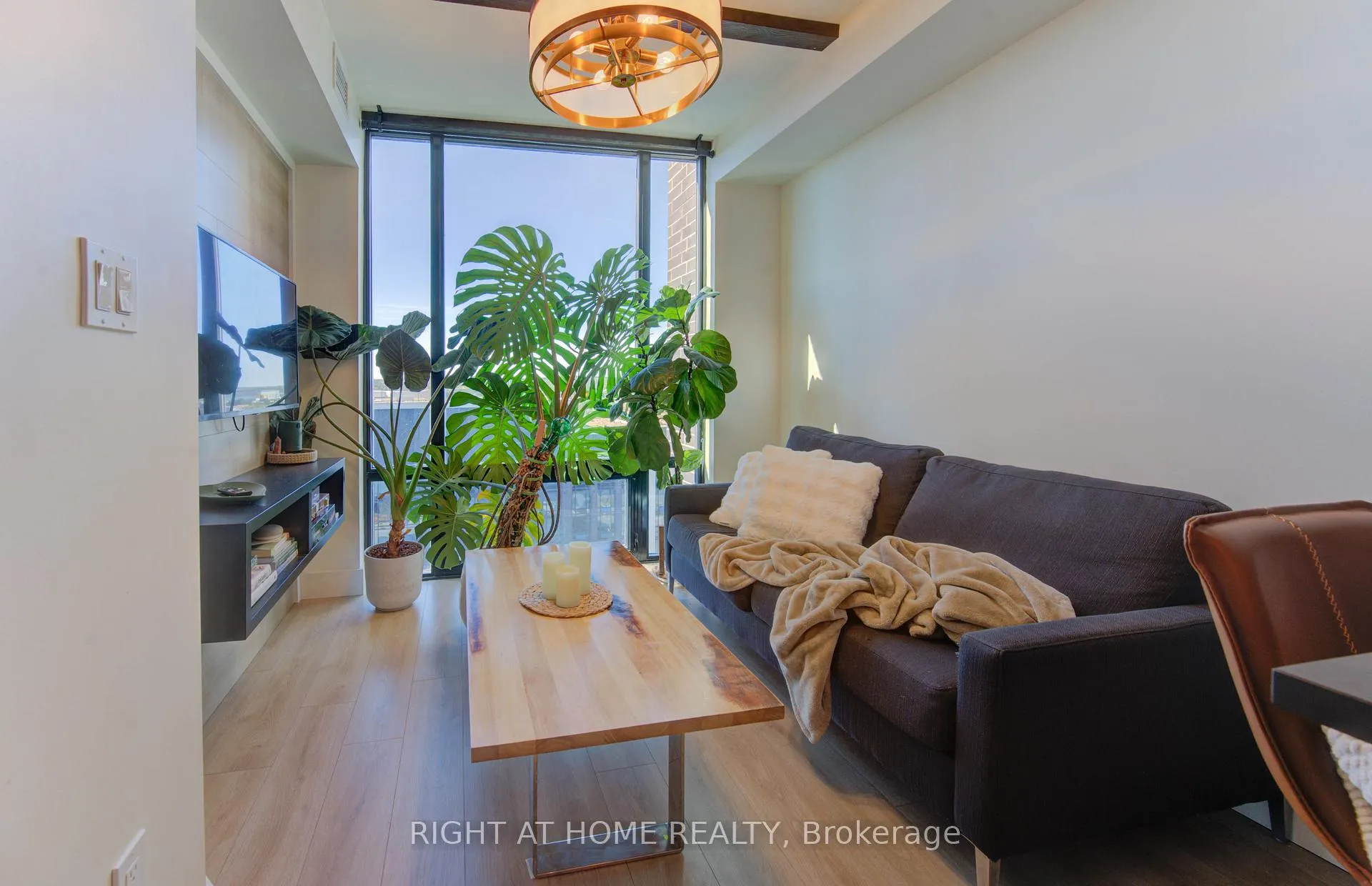 Photo 3 of Unit 1030, 145 Columbia Street W, Waterloo — HOMEH