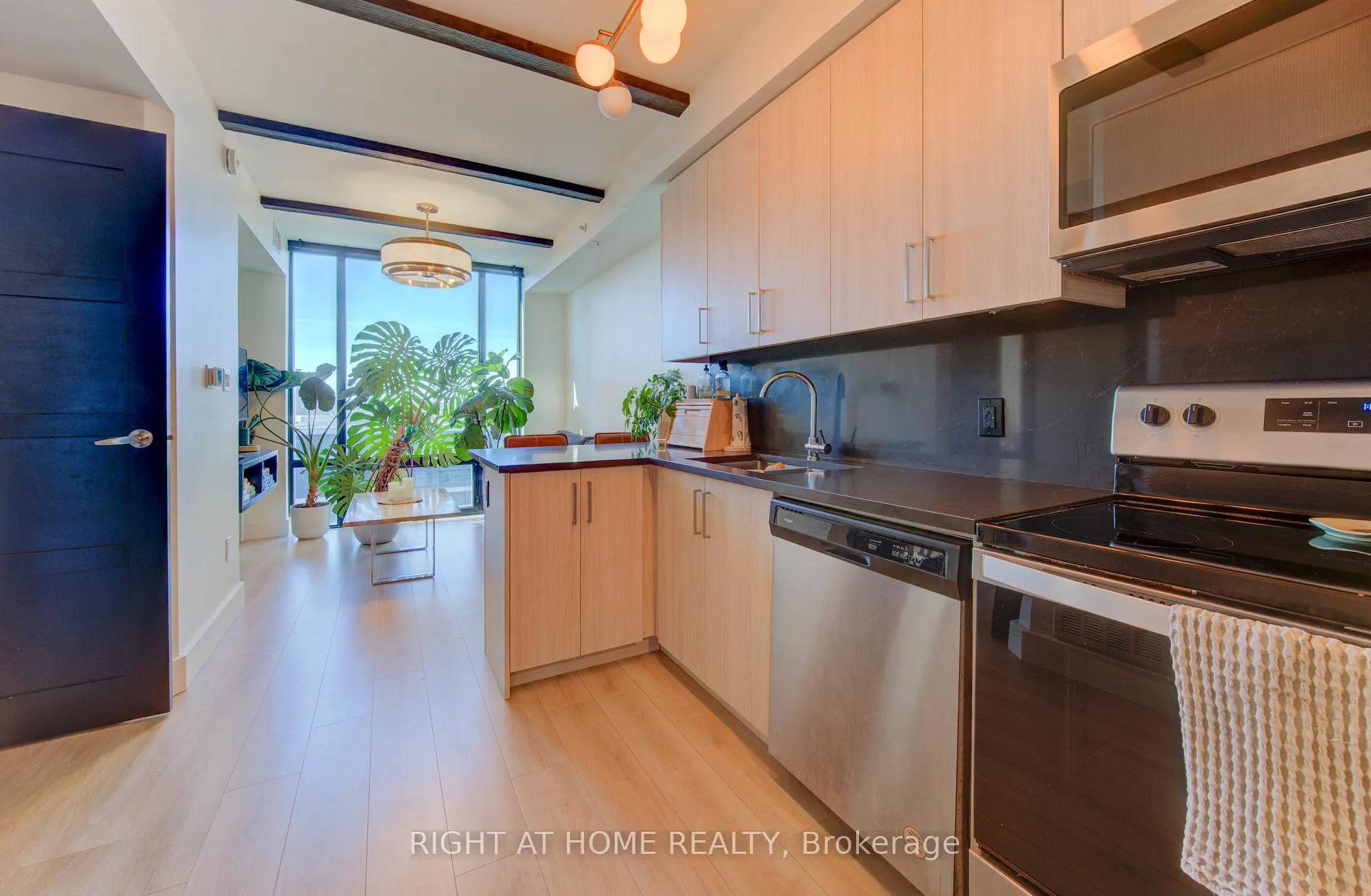 Photo 6 of Unit 1030, 145 Columbia Street W, Waterloo — HOMEH